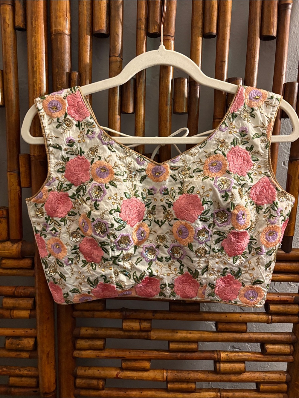 SZ L AMERICAN VINTAGE FLORAL EMBROIDERED FAIRY CROPPED TOP